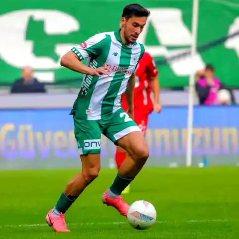 Konyaspor'da Goller Forvetlerden Yok Denecek Kadar Az!