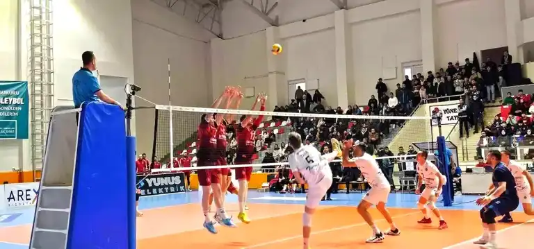 TÜRŞAD, Ziraat Bankkart'a Ev Sahipliğinde 3-0 Yenildi